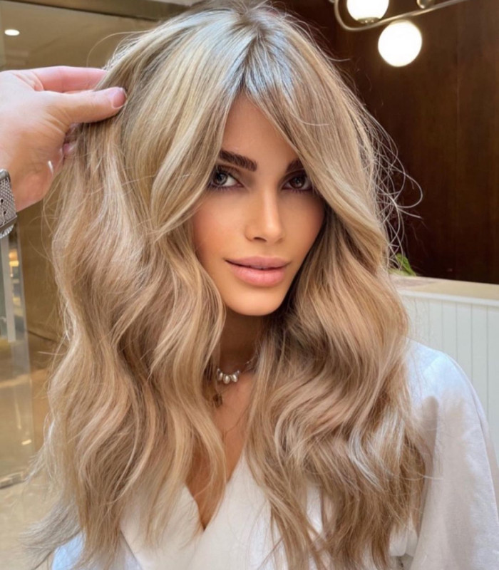 BLEACH AND COLOR- MEDIUM HAIR